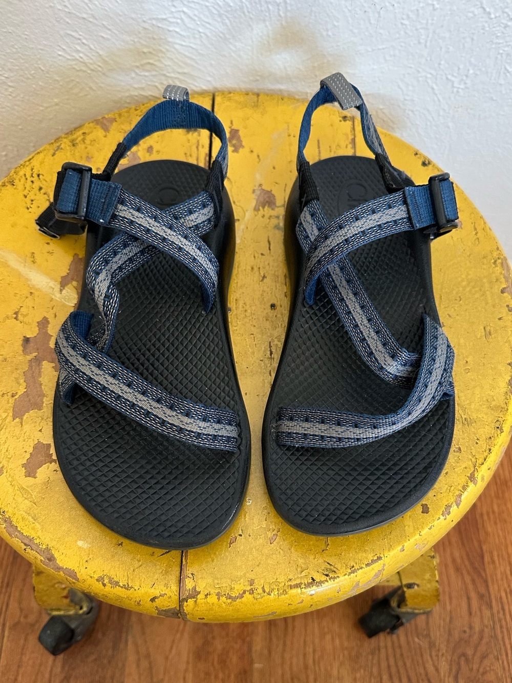 Chaco Adjustable Strap Sandals Big Kids Size 4 Blue